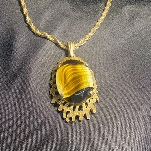 Retro Gold and Yellow Pendant Necklace